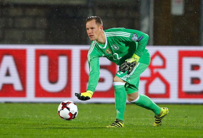 M.-A. ter Stegen &ndash; ohne Note: Hatte in Minute 13 erstmals Ballkontakt. Sah dem seltenen Gast wehmütig hinterher.