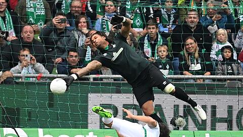 Ex-Torwart Tim Wiese soll von Werder Bremen mit einem Stadionverbot belegt worden sein.