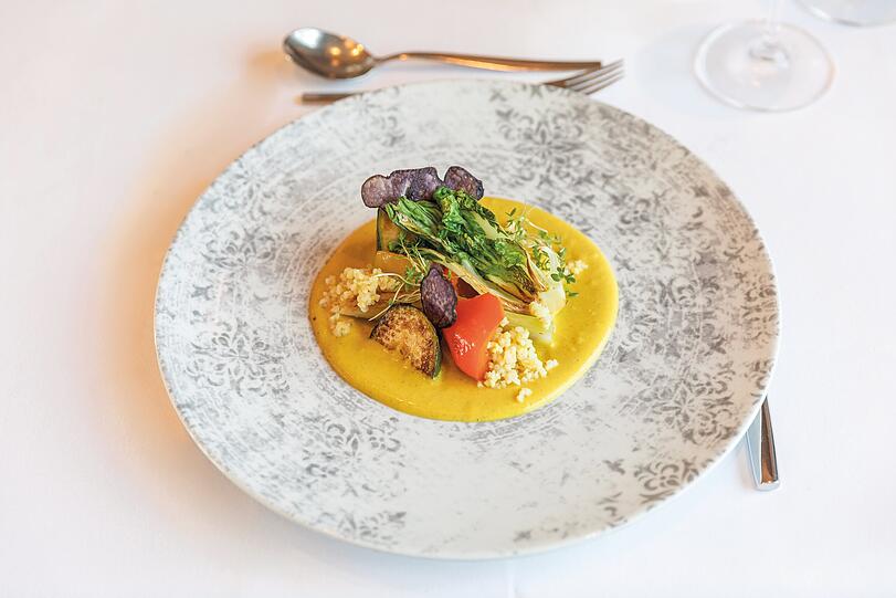 Im Vier-Sterne-Superior Hotel Larimar genießen Sie unter anderem exquisite Basen-Vitalkost mit viel Obst, Gemüse und Kräutern.