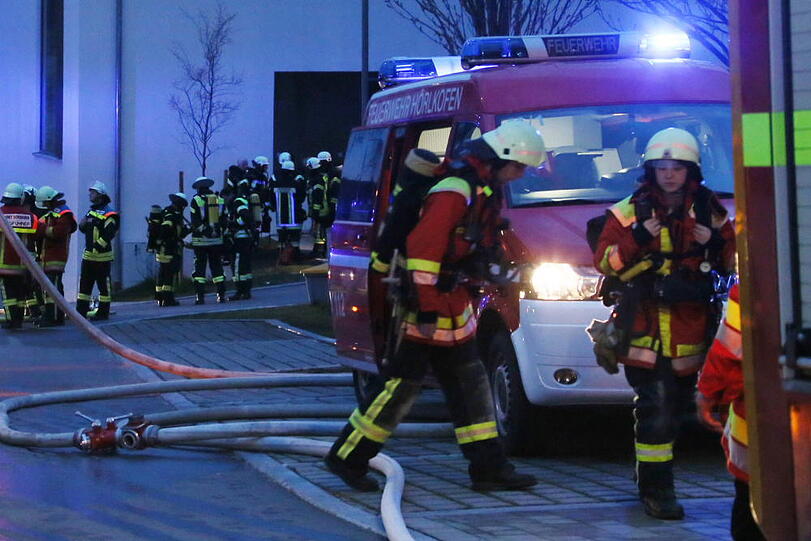 Der Altarraum und die Sakristei der katholischen Pfarrkirche St. Peter in Wörth ist am Ostersonntag durch ein Feuer zerstört worden.