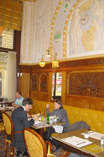 Prag: Blick ins Café Imperial