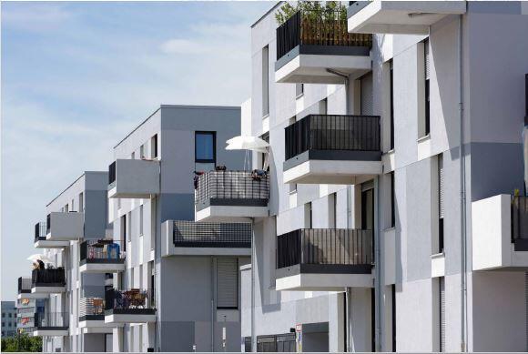 Im neuen Stadtquartier an der Max-Bill-Straße am Domagkpark hat die städtische Gewofag seit 2015 rund 140 günstige Wohnungen gebaut.