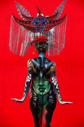 Schrille Outfits, nackte Haut. Das Internationale Bodypainting Festival in Daegu, Süd-Korea. Hier sind die schönsten Fotos.
