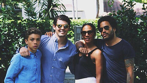 Elias Becker (li.), ein Bekannter, Barbara Becker und Lenny Kravitz (re.)