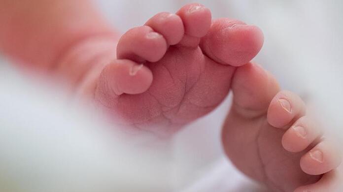 In Kleinhadern hatte es ein Baby ganz eilig, um auf die Welt zu kommen. (Symbolbild)