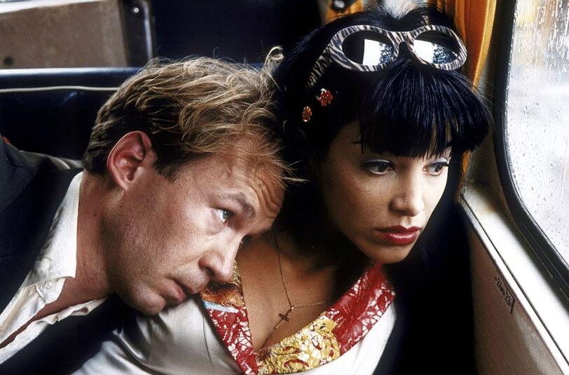 Weniger erfolgreich lief Veronas Ausflug in die Filmwelt: Ihre erste Kino-Hauptrolle war auch ihre letzte. In der Krimi-Kom&ouml;die "Heirate mir!" (1999) gab sie die Polin Goschka, die das Leben des unscheinbaren Friedhofsmitarbeiters Eugen (Ulrich Noethen) durcheinanderbringt.