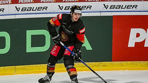 Danjo Leonhardt bleibt in Straubing. (Archivbild)
