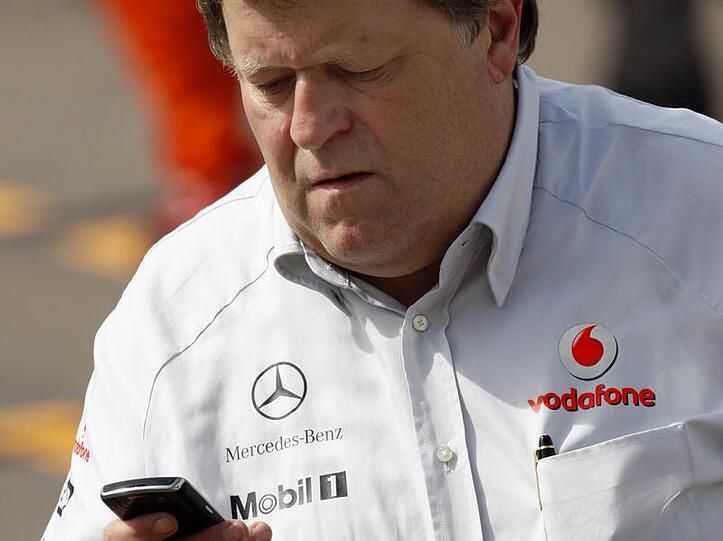 Mercedes-Moptorsportchef Norbert haug arbeitet gerade daran, Brawn GP zu übernehmen.