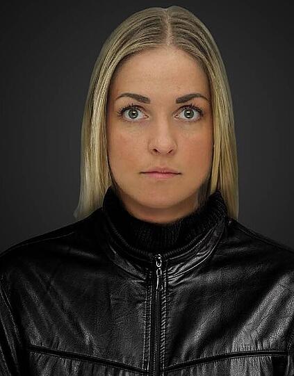 Kristi Amberg (30) aus Estland: Sie schmuggelte große Mengen an Drogen. Von Juli bis September 2017 soll sie alle zwei Tage
zehn bis 15 Gramm Amphetamine gekauft und verkauft haben, jede Woche zudem ein bis zehn Gramm Kokain und 50 ml GHB. Sie ist
verurteilt, aber flüchtig.