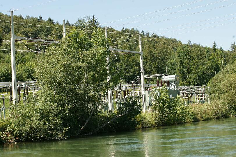 Eine Flußfahrt, die ist lustig! Die AZ hat sich auf einem Floß in die Isarfluten gestürzt. Bilder zum Genießen - Eine Floßfahrt in vielen Fotos. Viel Spaß beim Klicken!