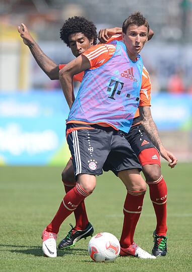 Nächste Runde im Trainingslager: Am vierten Tag schwitzen die Spieler des FC Bayern in der Sonne.