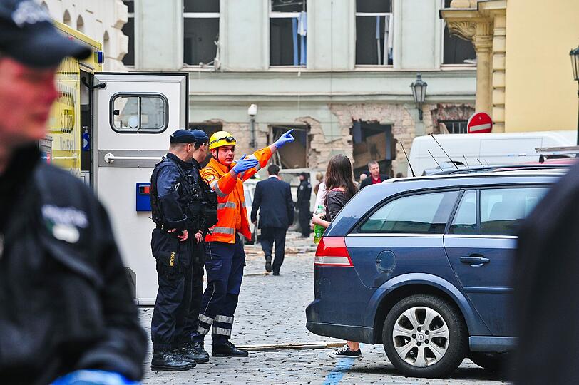 Eine Explosion erschüttert die City von Prag - Die Bilder