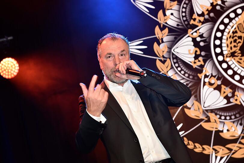 Clemens Tönnies singt "Tage wie diese"