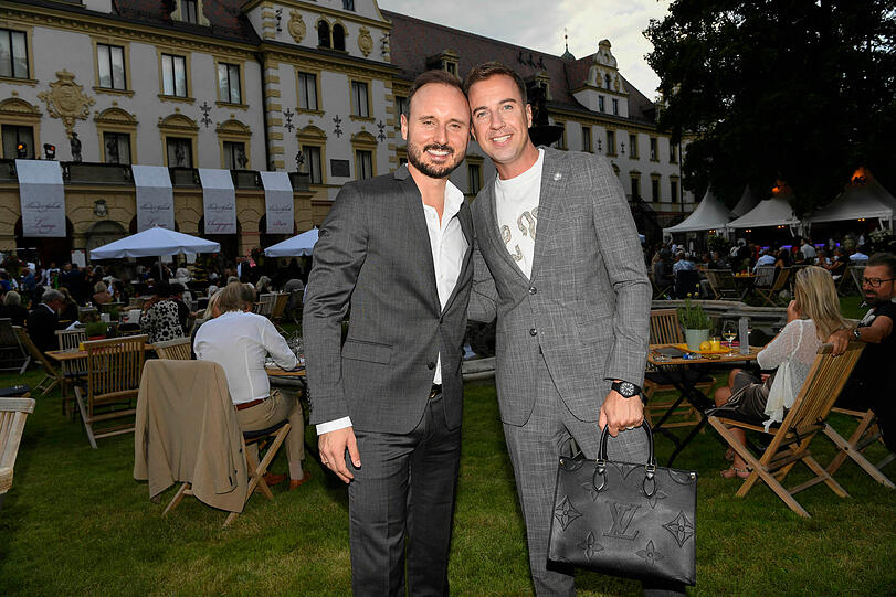 Gabor Tordai-Lejko (re.) mit Mann Fabian Stillinger