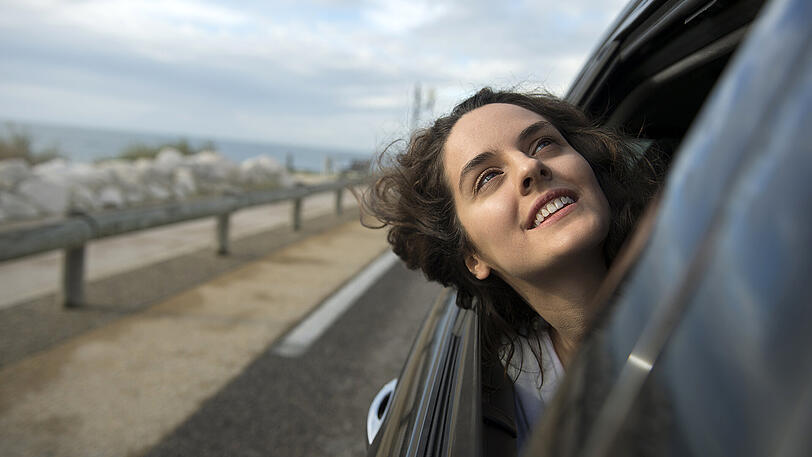 Sonia (Noémie Merlant) auf der Suche nach einem Weg zurück in ihr Leben.