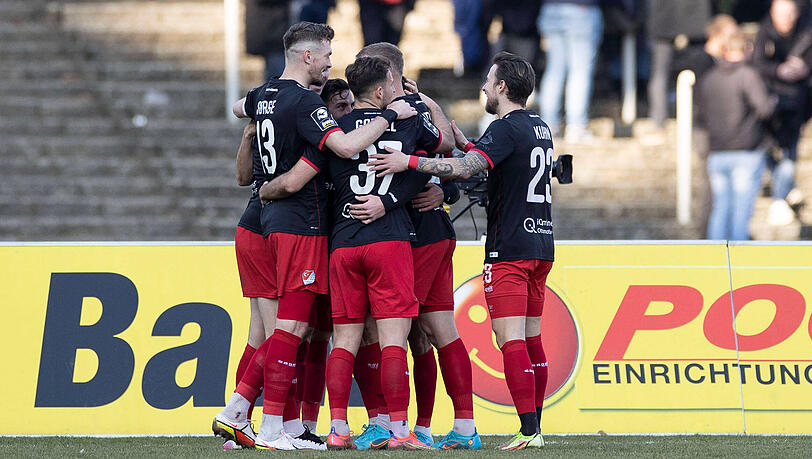 Türkgücü bejubelt den Sieg beim BVB II.