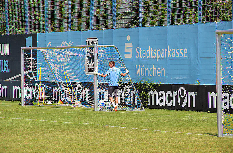 Am Samstag startete der TSV 1860 München ganz offiziell in die neue Saison. Klicken Sie sich durch die Bilder des Traningsauftakts mit dem neuen Trainer Kosta Runjaic.