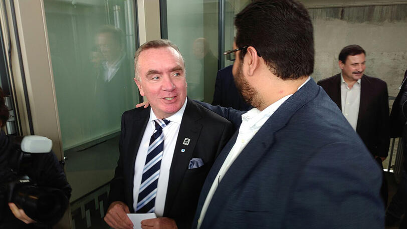 Ian Ayre (l.) mit Hasan Ismaik.