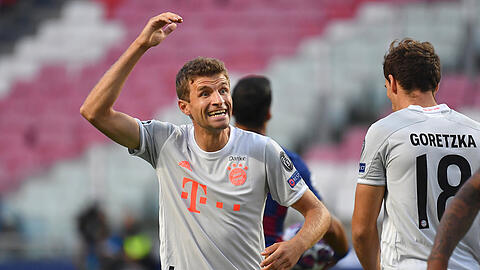 Thomas Müller trifft zum 1:0 gegen den FC Barcelona.