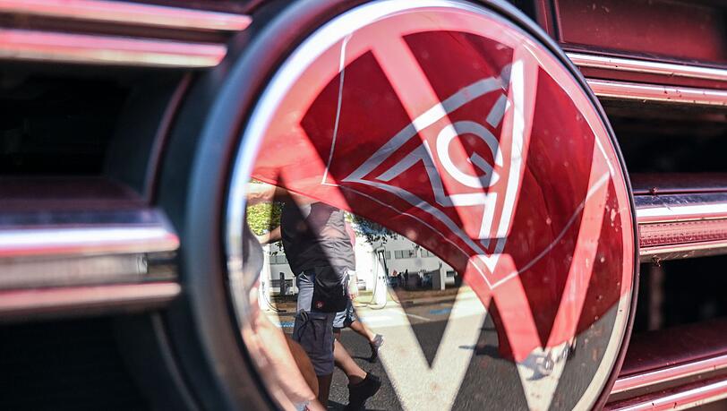 Volkswagen hat eine Reihe von Tarifvertr&auml;gen gek&uuml;ndigt. (Archivbild)