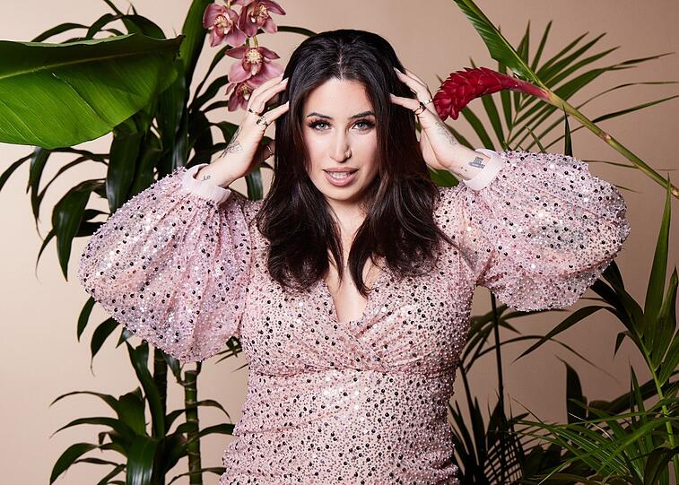 Influencerin Jolina Mennen: circa 50.000 Euro