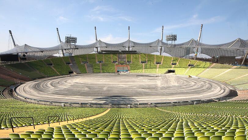 Wie viele Millionen Euro werden in die Sanierung des Olympiastadions fließen? Die Entscheidung soll noch im Januar fallen. Wie viele Millionen Euro werden in die Sanierung des Olympiastadions fließen? Die Entscheidung soll noch im Januar fallen.