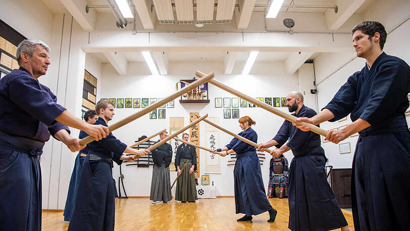 Schwertkampf-Training im "Chiba-Dojo" in München-Sendling.