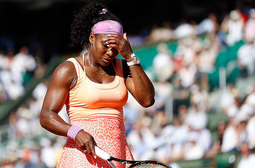 Ohne Drama geht es nicht: Serena Williams war auch im Halbfinale der French Open gegen Timea Bacsinszky aus der Schweiz für ein spektakuläres Schauspiel gut.