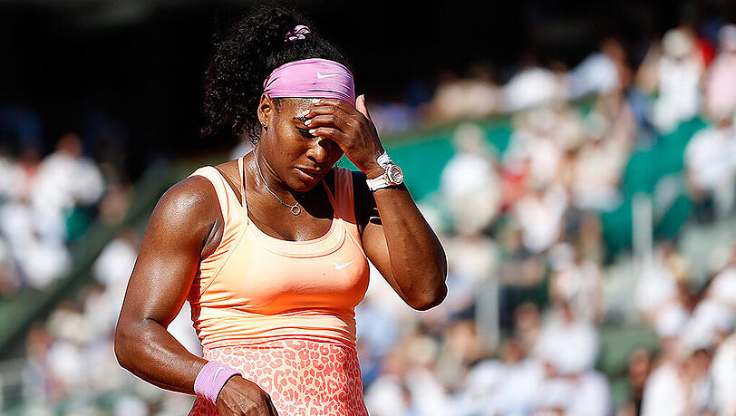 Ohne Drama geht es nicht: Serena Williams war auch im Halbfinale der French Open gegen Timea Bacsinszky aus der Schweiz für ein spektakuläres Schauspiel gut. Ohne Drama geht es nicht: Serena Williams war auch im Halbfinale der French Open gegen Timea Bacsinszky aus der Schweiz für ein spektakuläres Schauspiel gut.
