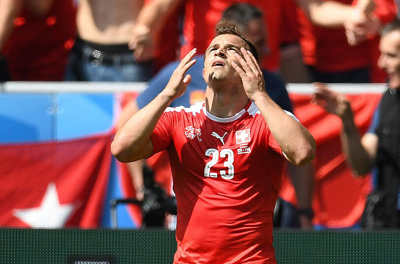"Ich hoffe, dass Puma keine Pariser macht." (Der Schweizer Nationalspieler Xherdan Shaqiri, nachdem zahlreiche der Schweizer Trikots im EM-Spiel gegen Frankreich zerrissen wurden)