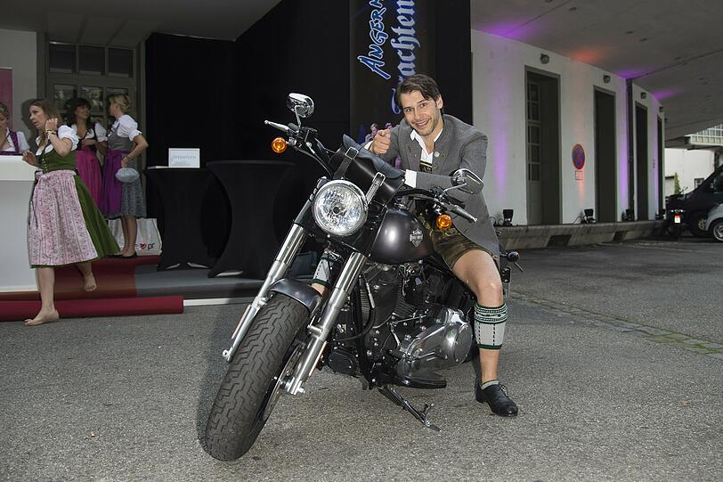 Florian Odendahl auf seiner Harley