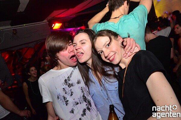 Die besten Party-Bilder vom Samstag. Hier im Harry Klein.