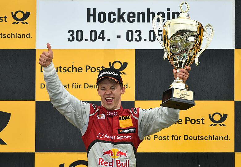 Mal wieder in Feierlaune: Mattias Ekström.