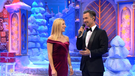 Florian Silbereisen und Stefanie Hertel gemeinsam auf der Bühne beim "Adventsfest der 100.000 Lichter".