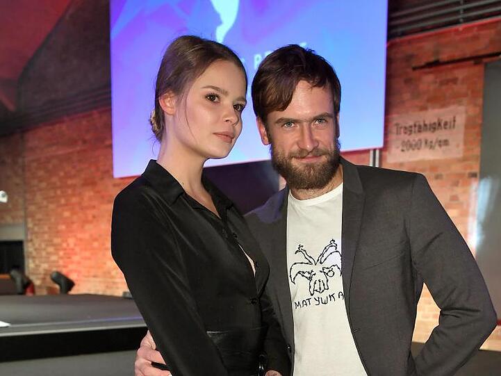 Veronika "Nika" Nikulshina von Pussy Riot mit ihrem Freund Pyotr Verzilov.