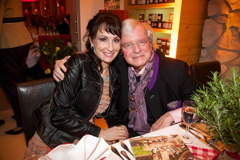 Opern- und Musikalsängerin Anna Maria Kaufmann und Gourmet-Papst Gerd Käfer bei der Italienischen Nacht "La Notte Italiana" im Hotel Drei Löwen am Donnerstag.
