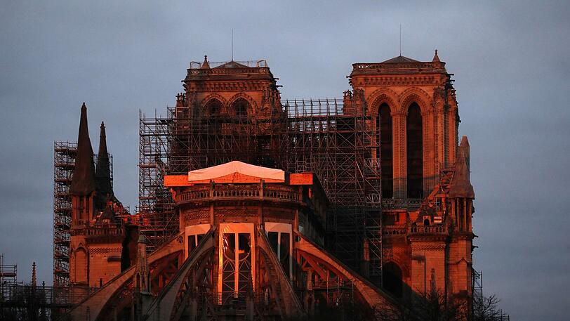 Die Parise Kathedrale Notre-Dame Anfang Januar 2020. Der Wiederaufbau soll mindestens fünf Jahre dauern.