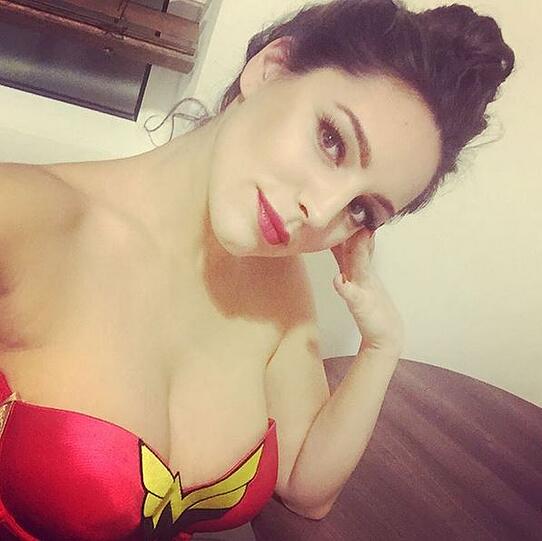 Kelly Brook