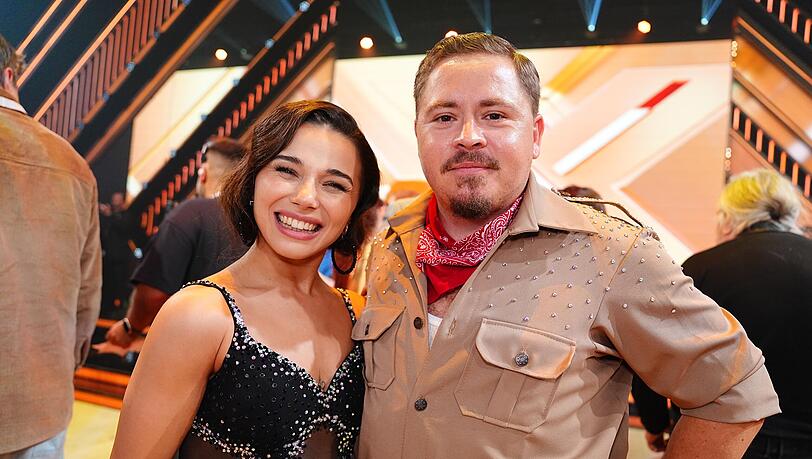 Tokio-Hotel-Schlagzeuger Gustav Sch&auml;fer und Tanzpartnerin Anastasia Maruster