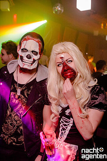 Sexy Halloween konnte man am Wochenende in der Nachtgalerie erleben. Dort wurde unter dem Motto "Sex-O-Ween" gefeiert! Mehr Bilder unter: www.nachtagenten.de.