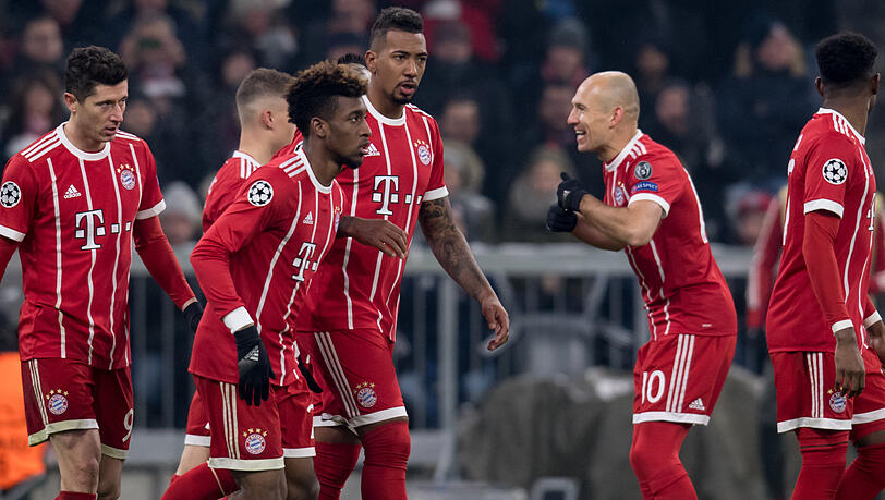 Arjen Robben (2.v.r.) durfte gegen Besiktas nur gut eine Halbzeit lang für den FC Bayern aufs Feld - danach fand er deutliche Worte. Arjen Robben (2.v.r.) durfte gegen Besiktas nur gut eine Halbzeit lang für den FC Bayern aufs Feld - danach fand er deutliche Worte.