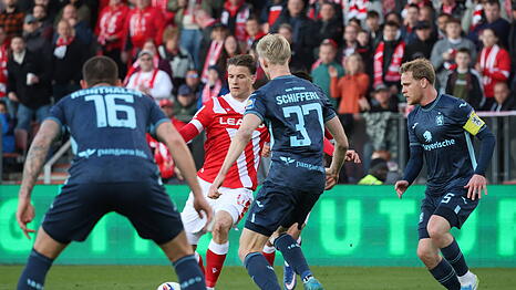 Die L&ouml;wen verlieren verdient 0:3 gegen den FC Energie Cottbus.