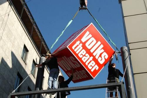 Volkstheater
Preise: 8-34 Euro, Subvention: 8 Mio. €, Besucher: 114 000, Zuschuss pro Besucher: 70,18 Euro