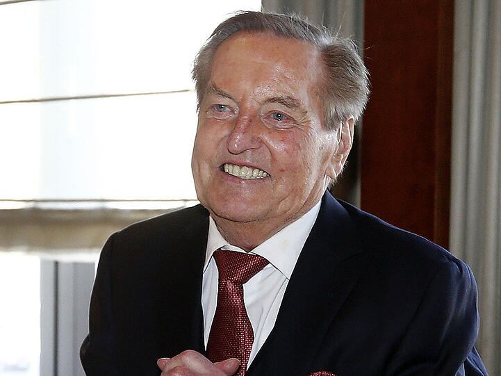 Gerhard Mayer-Vorfelder auf einem Empfang zu seinem 80. Geburtstag in Stuttgart