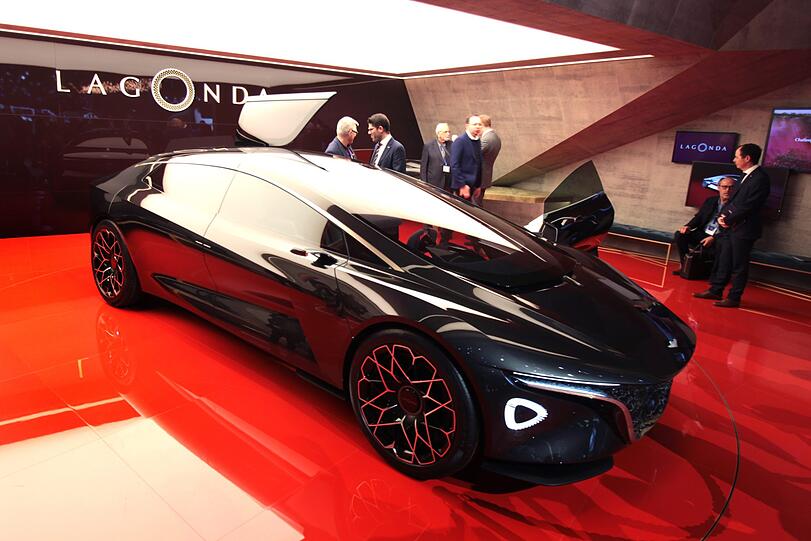 Laut, schnell und wahnsinnig teuer - die Highlights vom Genfer Autosalon. Klicken Sie sich durch!
