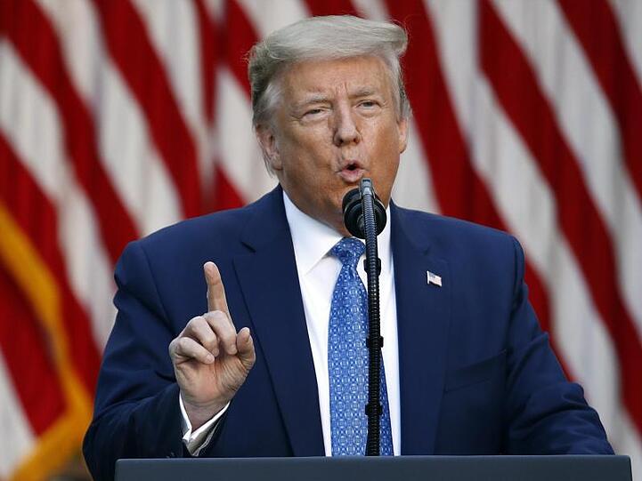 US-Präsident Donald Trump im Rosengarten des Weißen Hauses.