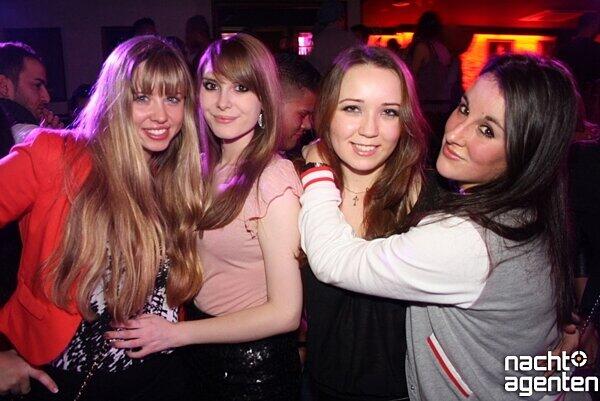 Garden & Restaurant im Crown?s Club am Samstag (07.01.2012). Noch mehr Fotos unter: www.nachtagenten.de.