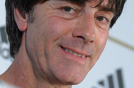 Bundestrainer Joachim Löw hat tröstende Worte für die aus dem Kader gestrichenen Profis