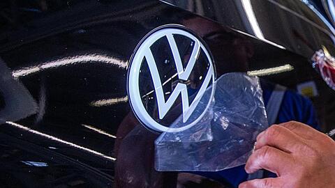Produktion der neuen ID-Serie, mit der Volkswagen Milliarden in die E-Mobilität investiert.