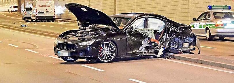 Der Fahrer des Maseratis hatte im Altstadtringtunnel die Kontrolle verloren.
